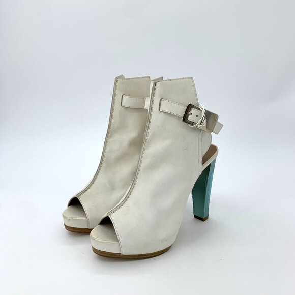 Hermes Size 38 White Leather Open-Toe High Heel Sandals With Buckle Strap & 95mm - Picture 3 of 12